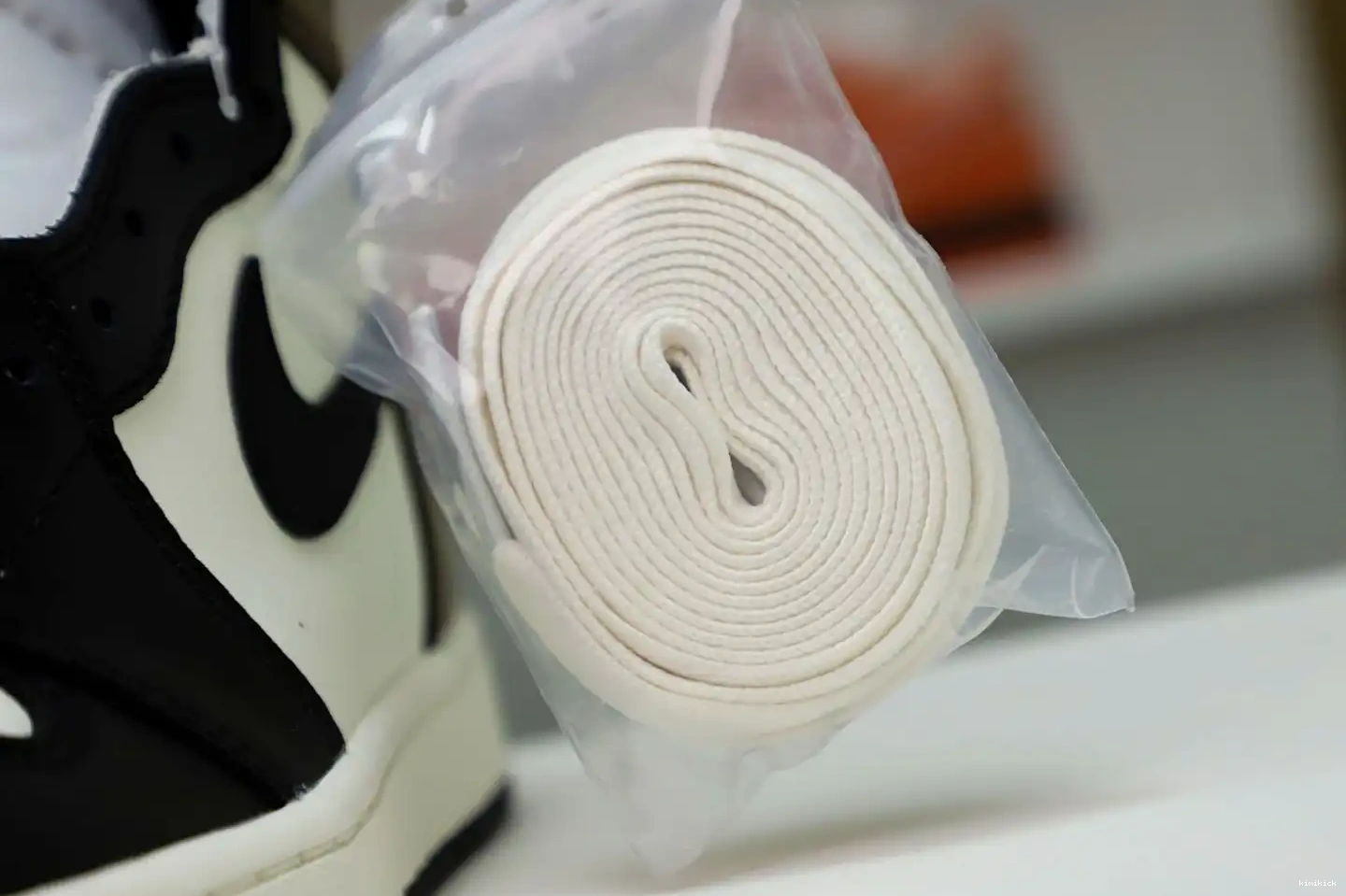 1 'DARK Kimikick RETRO HIGH AIR JORDAN OG MOCHA' 0512